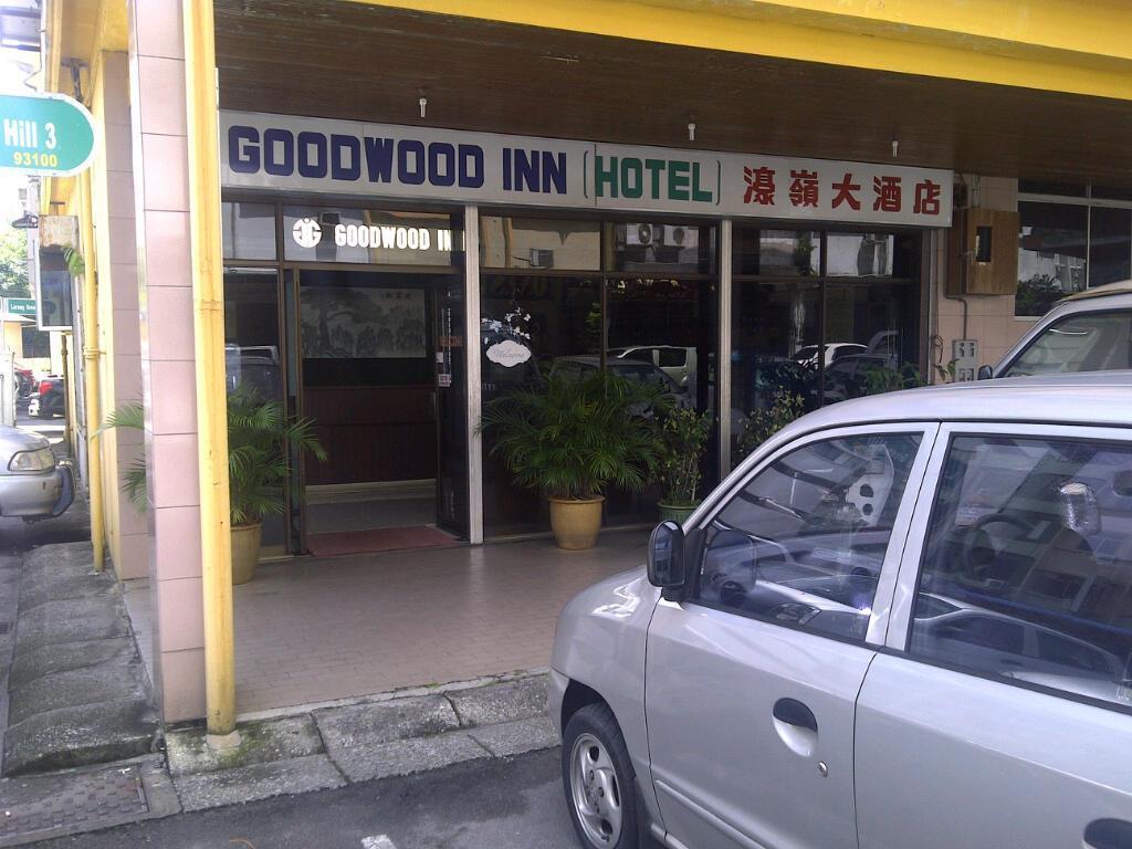Goodwood Inn Kuching Exterior photo